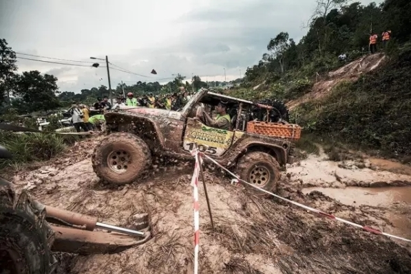 馬來(lái)西亞國(guó)際雨林挑戰(zhàn)賽，最嚴(yán)酷的4×4賽事，沒(méi)有之一